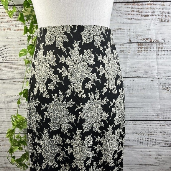 Lucie Lucie Skirt size Large Black Ivory Floral Jersey Slinky Lace Pencil Slim - Picture 3 of 11